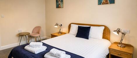 Comfort Double Room, Non Smoking, Annex Building | Laptop workspace, WiFi (free), bed sheets