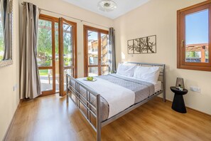 Apartment, 3 Bedrooms, Terrace, Pool View | 3 bedrooms