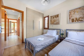 Apartamento, 3 habitaciones, terraza, vistas a la piscina | 3 dormitorios