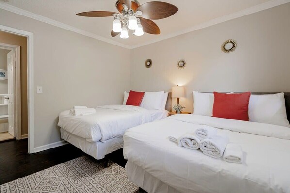 2 bedrooms, Internet, bed sheets