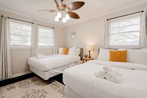 2 bedrooms, Internet, bed sheets - 10 Min from Downtown Columbia - The Ronnie Runner (Columbia)