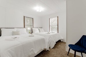 6 sovrum, strykjärn/strykbräda, internet och sängkläder