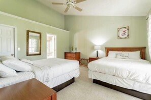 3 bedrooms, iron/ironing board, Internet, bed sheets - 5min to lake & 20 to Columbia - Aerie Oaks Cottage (Lexington)