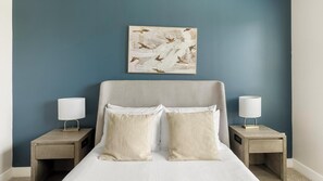 2 Schlafzimmer, Schreibtisch, Bügeleisen/Bügelbrett, WLAN