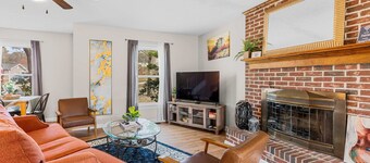 Large Private Yard, Near USC! - The Garnet Goliath