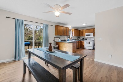 Large Private Yard, Near USC! - The Garnet Goliath