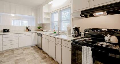 Mins to USC, Hospital, Zoo! Columbia Duet- 2 Units