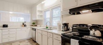 Mins to USC, Hospital, Zoo! Columbia Duet- 2 Units