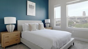 2 bedrooms, desk, iron/ironing board, WiFi