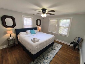 3 sovrum, strykjärn/strykbräda, internet och sängkläder