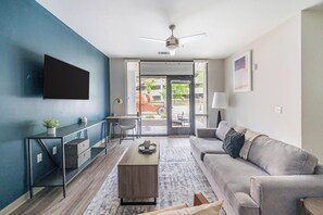 Smart TV - Landing | Incredible 1BD, Gym, Clubhouse (Knoxville)