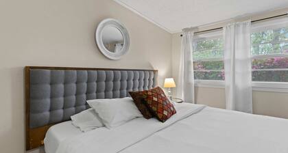 USC & Downtown Gem: Modern Family Home!