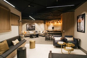 Interior - Landing | Spectacular 1BD, Gym, Clubhouse (Knoxville)