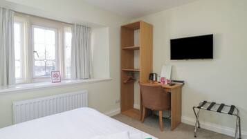 1 bedroom, individually decorated, individually furnished, free WiFi