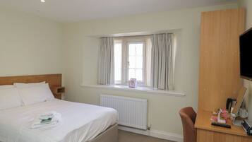 1 bedroom, individually decorated, individually furnished, free WiFi