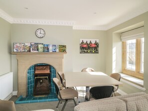 Dining - Harcombe Heights (Newton Abbot)