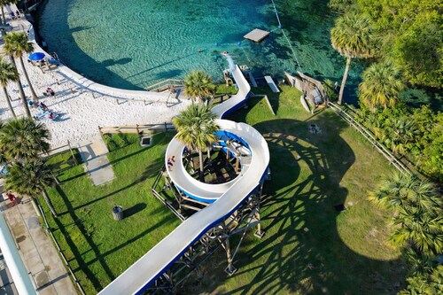 Quiet 2BR Coastal Getaway Near Pine Island Beach & Weeki Wachee