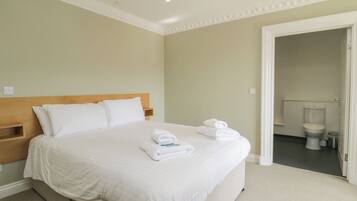 1 bedroom, individually decorated, individually furnished, free WiFi