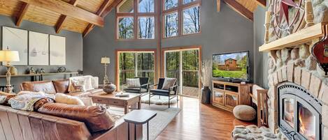 Télévision, cheminée