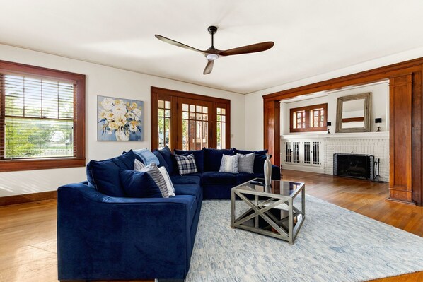 TV, fireplace, offices