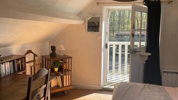 3 多间卧室、熨斗/熨衣板、床单