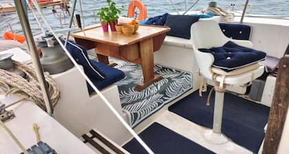 una habitación or dos en nuestro catamarán