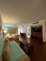 Junior Suite, Mountain View | Premium bedding, free minibar items, in-room safe, desk