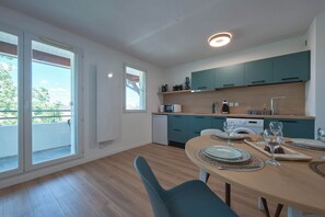 Private kitchen - Apartment, terrace, pool, Netflix and WIFI (Gaillac)