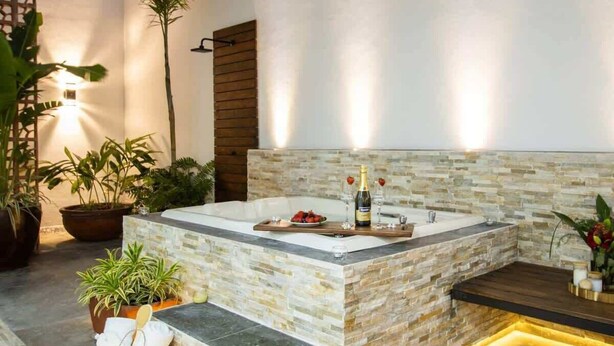Terrace/patio - A Serene Haven, Private Terrace, Hot Tub, SmartTVs (Puerto Vallarta)