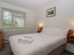 3 bedrooms, individually decorated, individually furnished, free WiFi