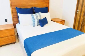 2 habitaciones, tabla de planchar con plancha, cuna de viaje y wifi 