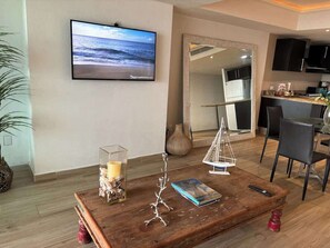 TV - Grand Venetian Oceanview Condo steps to beach (Puerto Vallarta)