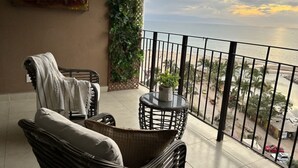 Property grounds - Venetian Beach Front & Mountain View, Great Location (Puerto Vallarta)