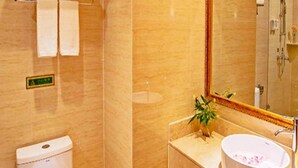 Bathroom - Vienna Hotel- Shenzhen Fuhua Road (Shenzhen)