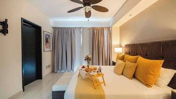 1 bedroom, iron/ironing board, travel crib, WiFi