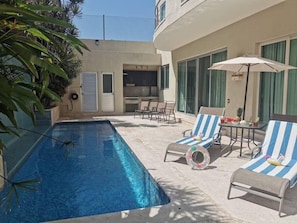 Terrace/patio - Romantic Retreat: Elegant Design, Pool & Open Spaces (Puerto Vallarta)