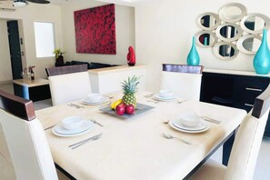Dining - Romantic Retreat: Elegant Design, Pool & Open Spaces (Puerto Vallarta)