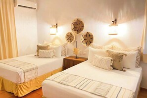 2 habitaciones, tabla de planchar con plancha, cuna de viaje y wifi