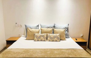 2 多间卧室、熨斗/熨衣板、旅行婴儿床、WiFi