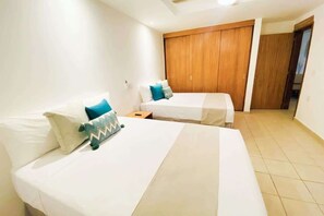 2 chambres, fer et planche à repasser, lit parapluie, Wi-Fi