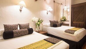 Room - Garden View Condo, 2 Pools, Walk to the Beach! (Puerto Vallarta)