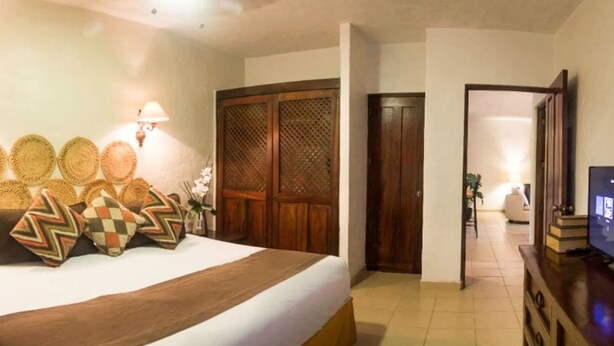 2 habitaciones, tabla de planchar con plancha, cuna de viaje y wifi