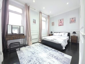 1 chambre, fer et planche à repasser, Wi-Fi gratuit, draps fournis