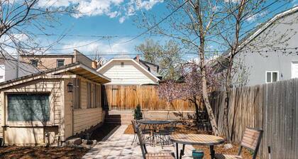Charming Highlands Cottage - Walk to Shops & Eats