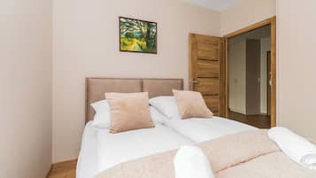 Appartamento Comfort, balcone | Ferro/asse da stiro, Wi-Fi gratuito