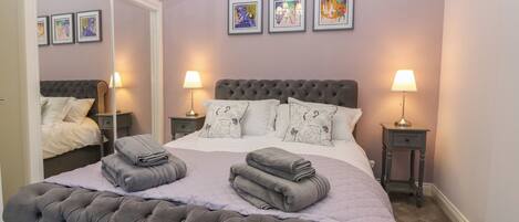 2 chambres, décoration personnalisée, ameublement personnalisé