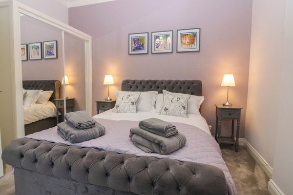 2 bedrooms, WiFi (free), individually decorated, individually furnished