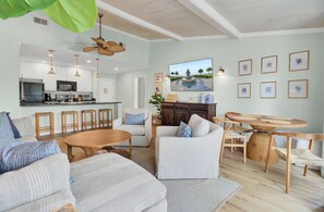 TV, tavolo da ping pong, stampante