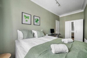 2 soveværelser, skrivebord, Wi-Fi, sengetøj