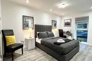 1 sovrum, strykjärn/strykbräda, wi-fi och sängkläder